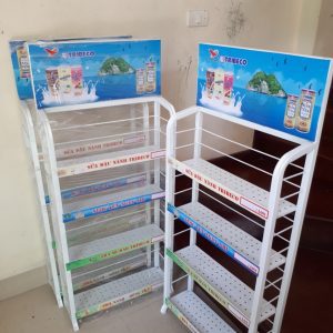 kệ quảng cáo mẫu 4